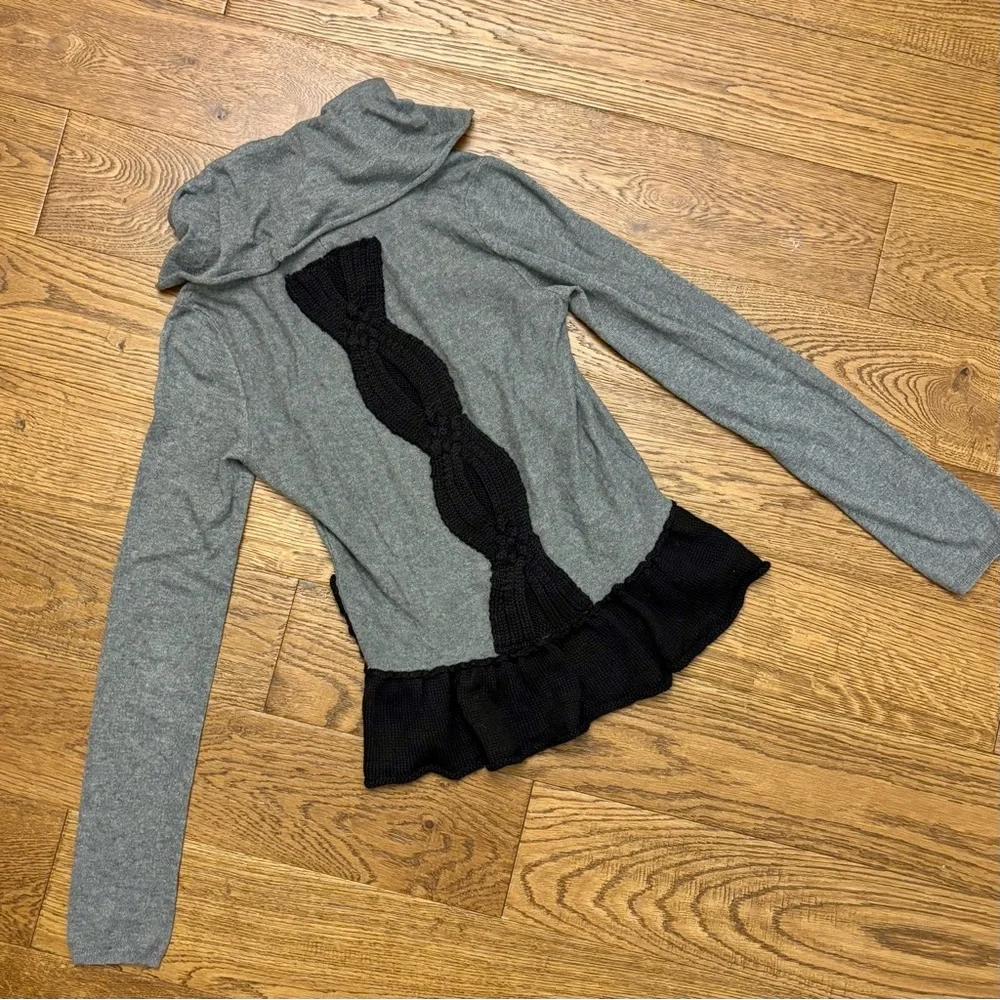 Moth crochet embellished sweater - Picture 6 of 8